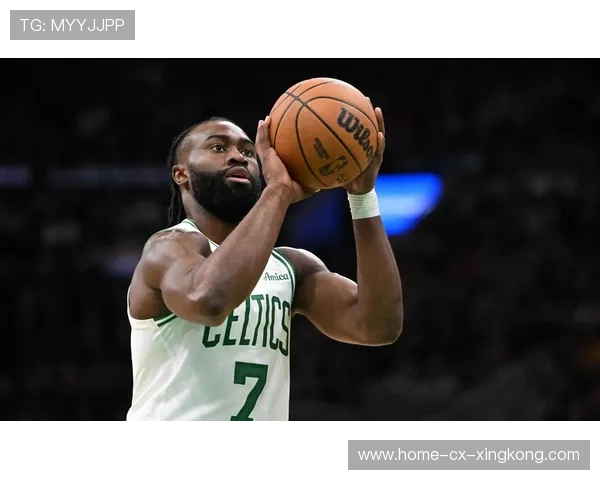 凯尔特人三分雨带来新打法,联盟进入外线时代 凯尔特人三分雨带来新打法,联盟进入外线时代