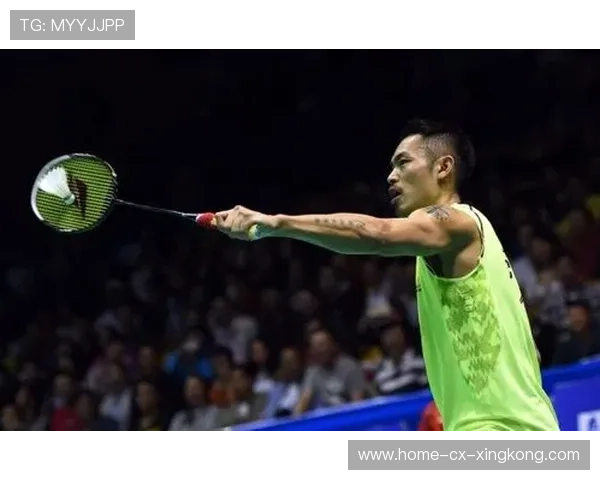 羽毛球男单高点劈杀主导整局走势