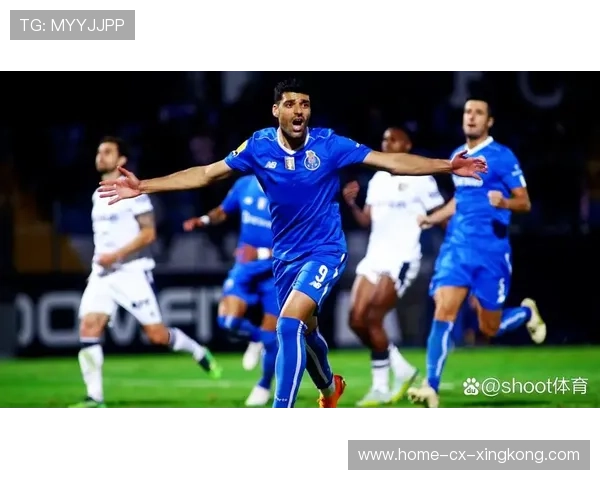 波尔图塔雷米后点补射再度点燃主场观众