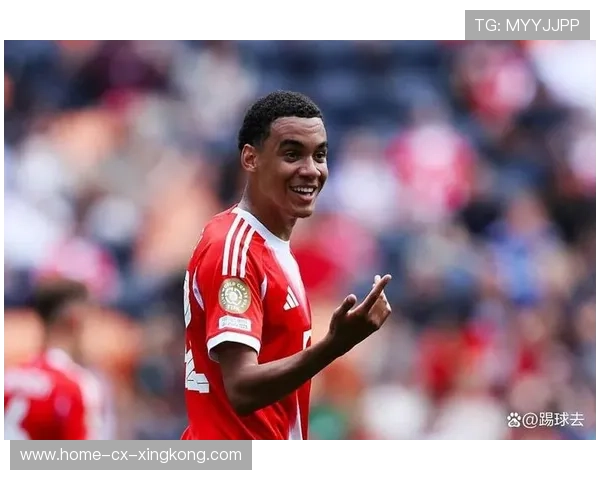 拜仁通过不断压上扩大优势,萨尔触球干净利落